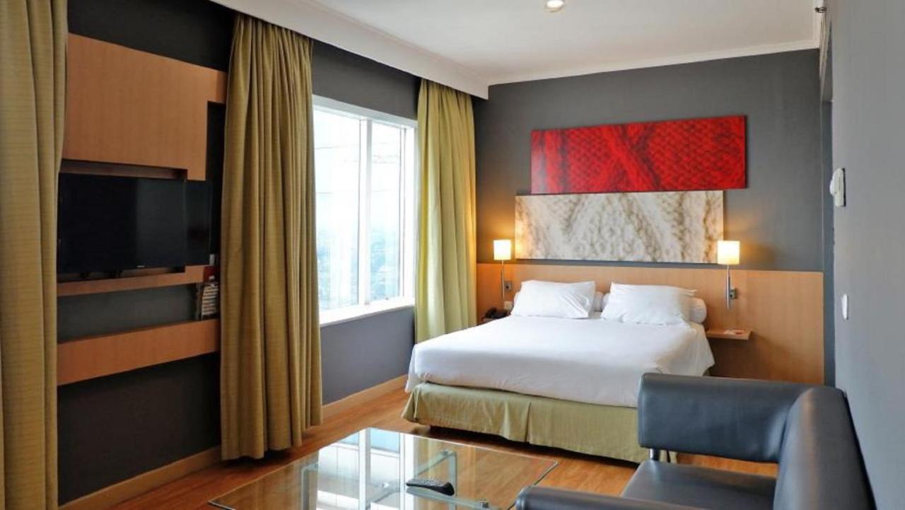 Hotel Kimaya Slipi Jakarta By Harris Kültér fotó