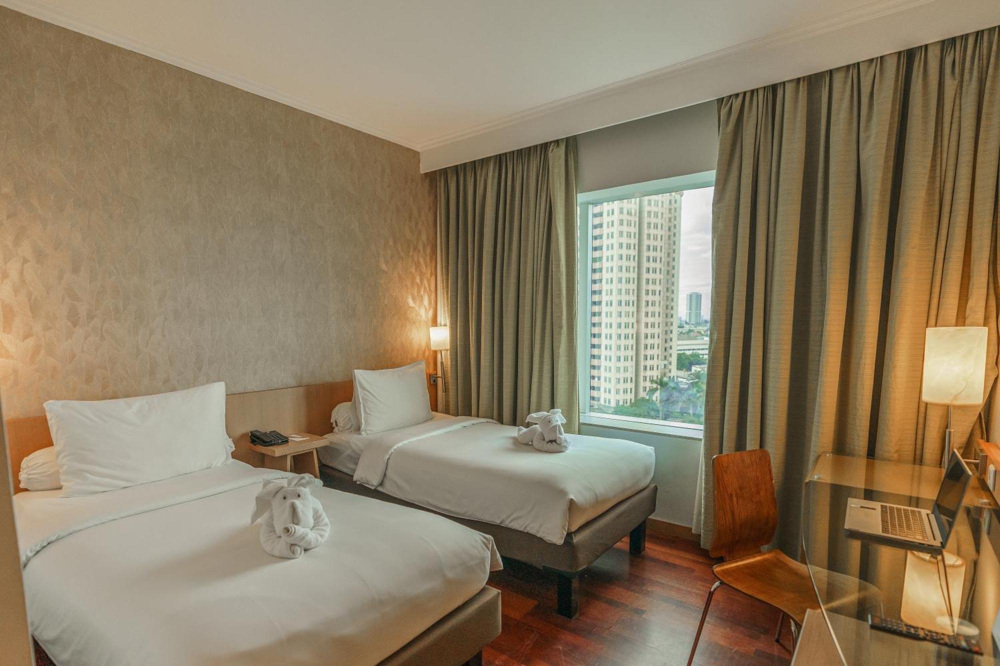 Hotel Kimaya Slipi Jakarta By Harris Kültér fotó