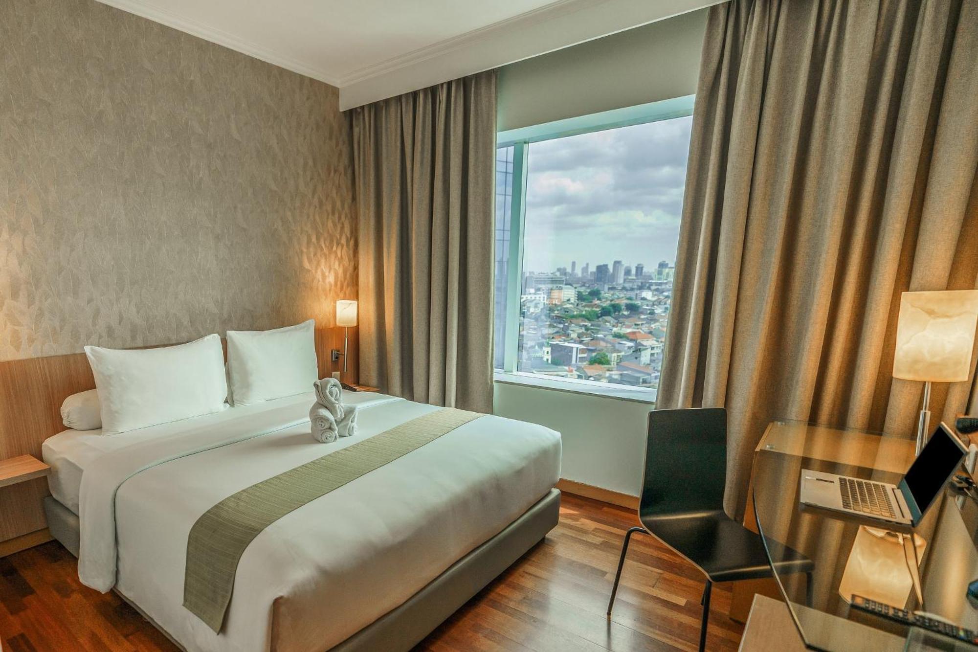 Hotel Kimaya Slipi Jakarta By Harris Kültér fotó