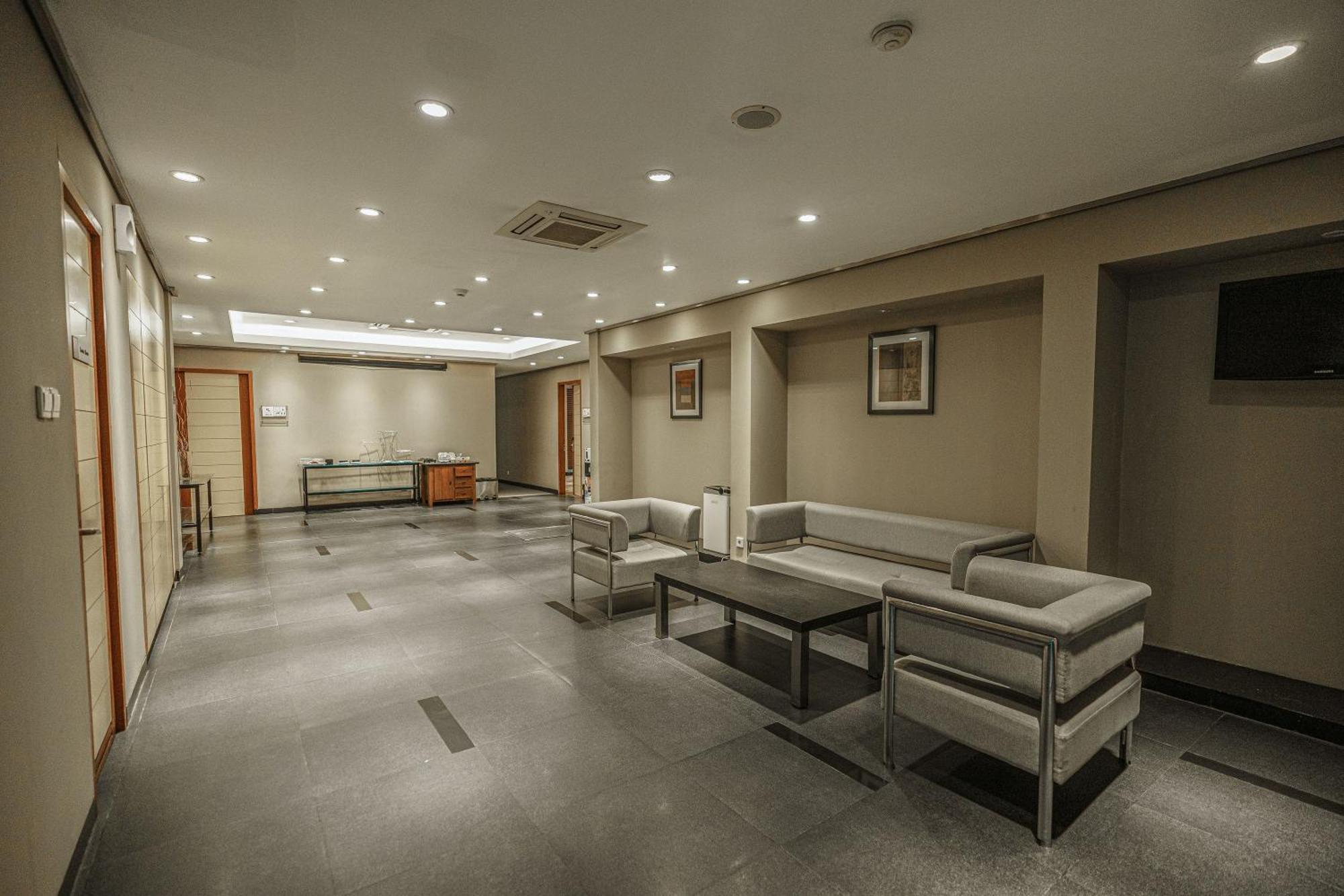 Hotel Kimaya Slipi Jakarta By Harris Kültér fotó
